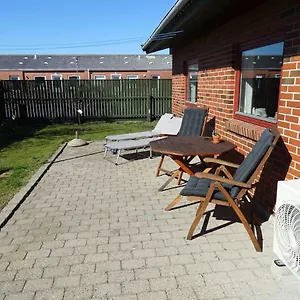 Apartment Fin Med Lukket Have Skagen